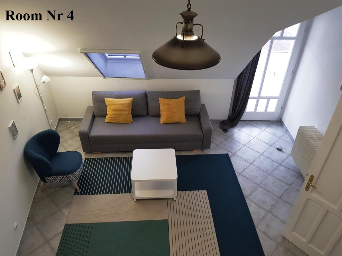 Zoli Apartmanok-Zoli Koelcsey 19 Villa Hajdúszoboszló 外观 照片